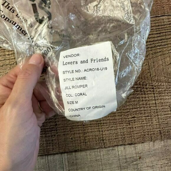 Lovers and Friends coral pink jill romper medium - Picture 10 of 10